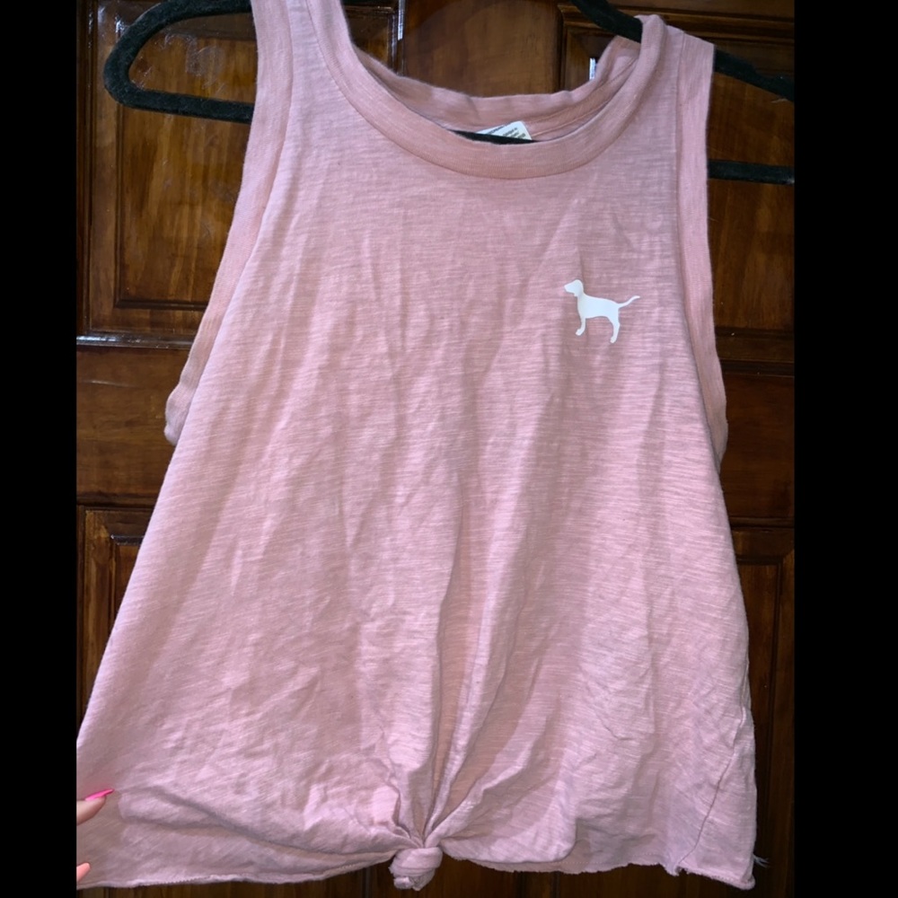 Pink Tank top🌛